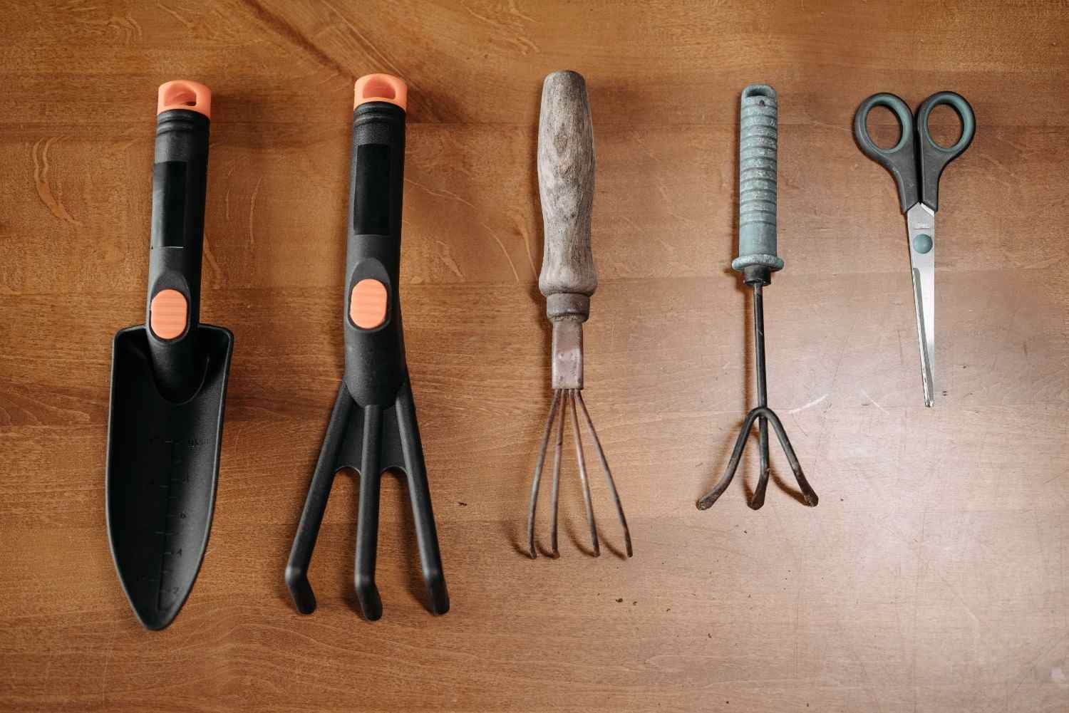 garden tools